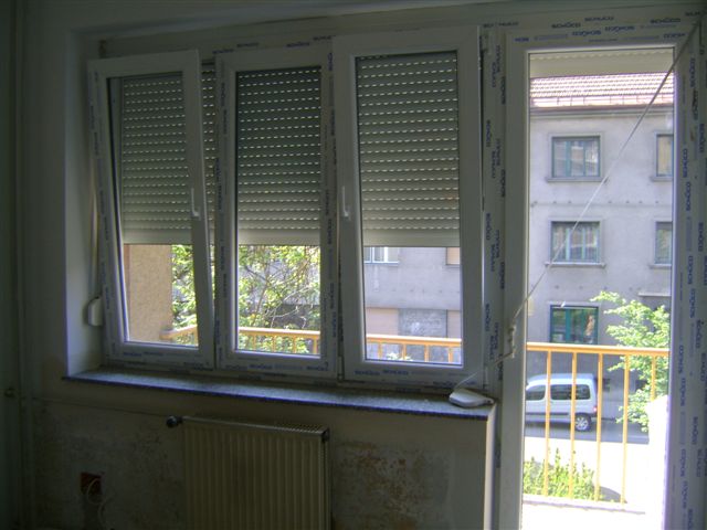 Vgradnja novih balkonskih vrat in okna